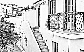 Nadia'S Place